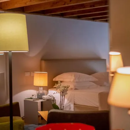 La Fiermontina Luxury فندق ليتشي