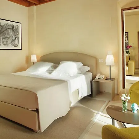 La Fiermontina Luxury 5* ليتشي
